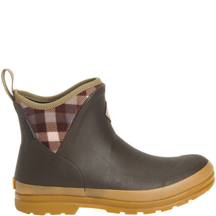Ladies ankle shop muck boots