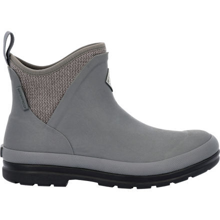 Ladies ankle outlet muck boots