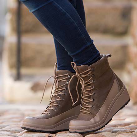 Women s Liberty Wedge Boot
