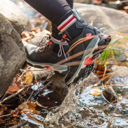 Women s Apex Lace Up
