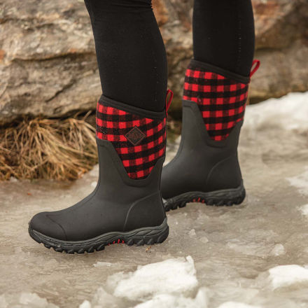 Womens muck on sale boots arctic