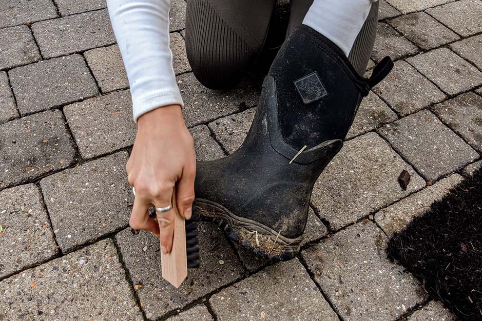 Cleaning muck boots clearance